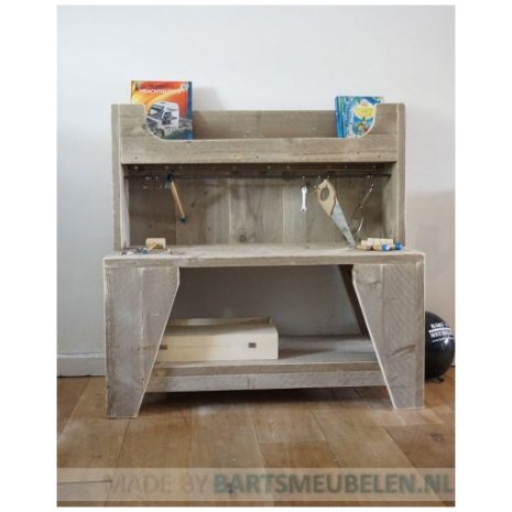 ACTIEMODEL WERKBANK 2017 Steigerhouten werkbank finn een stevige stoere speeltafel voor jongens