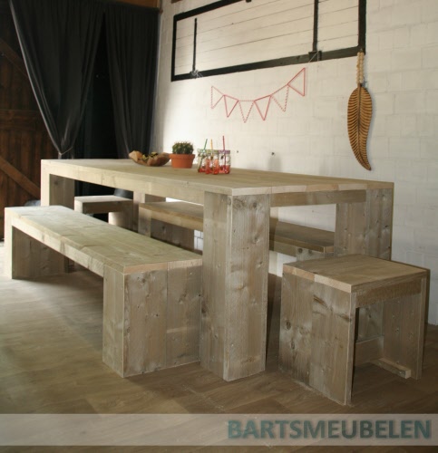 Steigerhouten bank Patrick