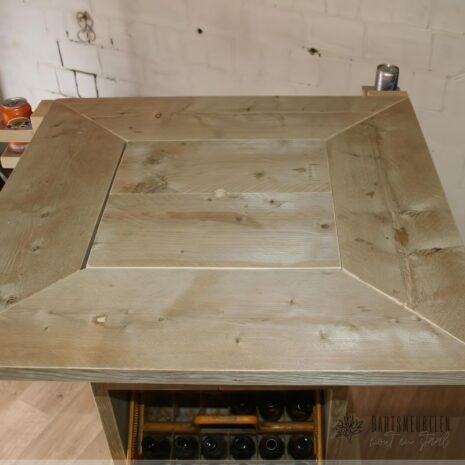 details blad steigerhouten biertafel joost