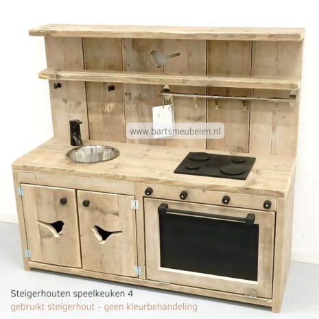 Speelkeuken 4 gebruikt steigerhout