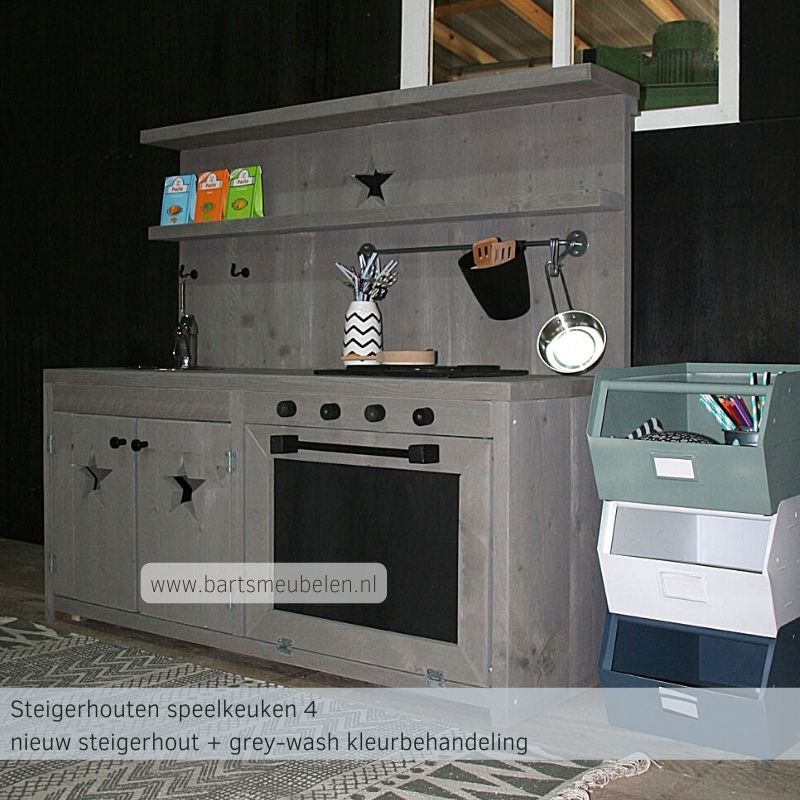 speelkeuken 4 van steigerhout