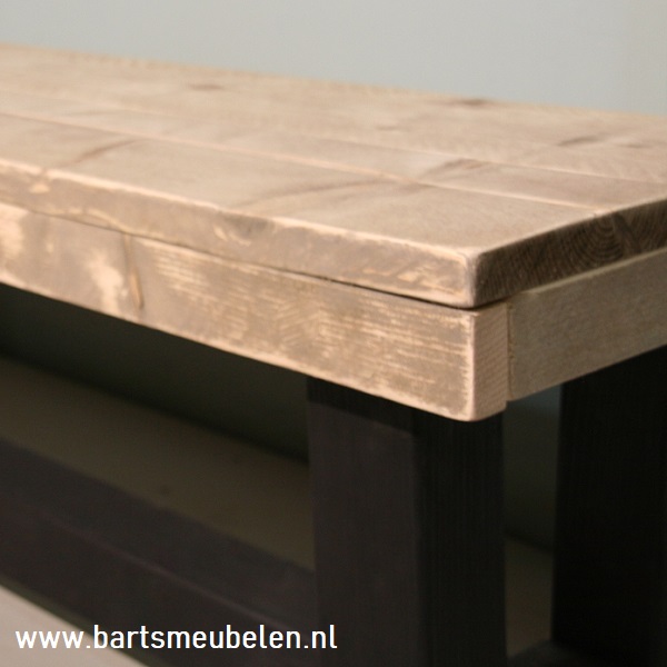 steigerhouten bank Sjors 1.1