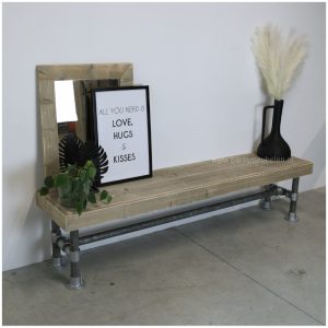 steigerhouten bank sam met steigerbuis