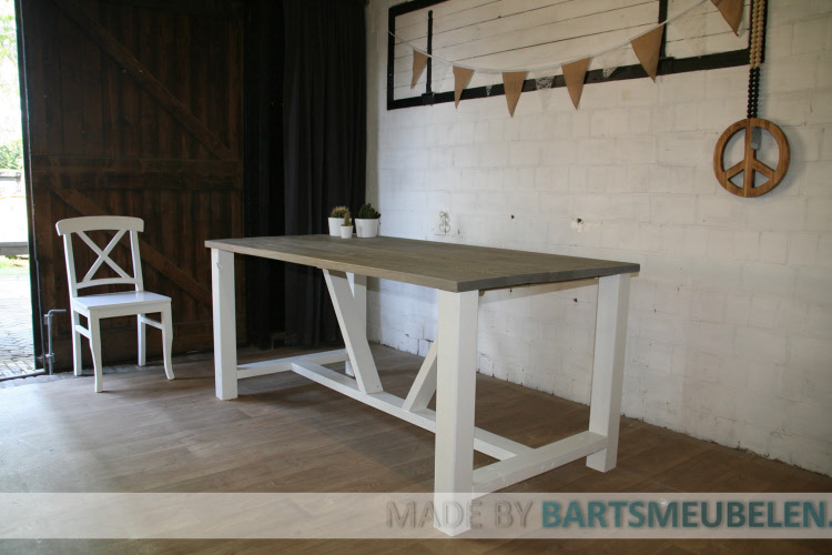 Steigerhouten tafel Marieke 1.1