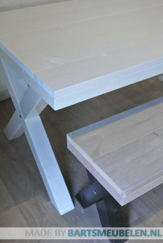 steigerhouten tafel amy 1.5