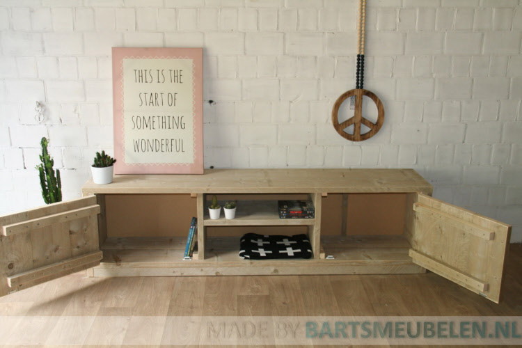 tv meubel remco van steigerhout 1.6