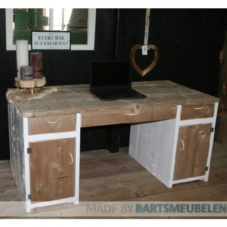 steigerhouten-bureau-jeanna-1