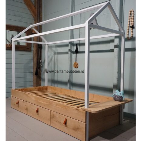 bedhuisje-staal-en-eikenhout-1