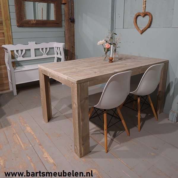 Steigerhouten tafel Patty 3