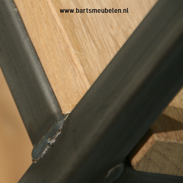 boekenkast-vintage-eikenhout-en-staal-4.1