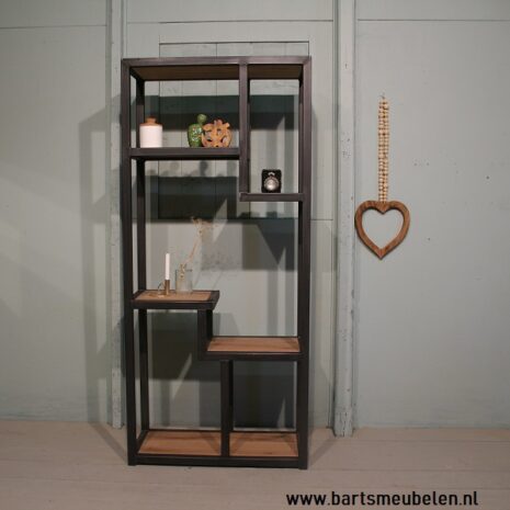 vakkenkast-vintage-eikenhout-en-staal-1.2