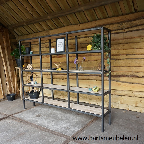 boekenkast-hout-en-staal-3.4