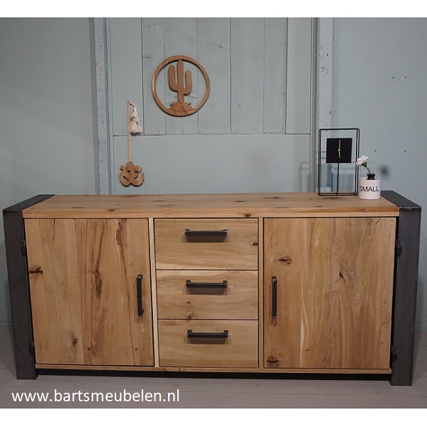 dressoir-rustiek-eikenhout-en-staal-roosendaal-7