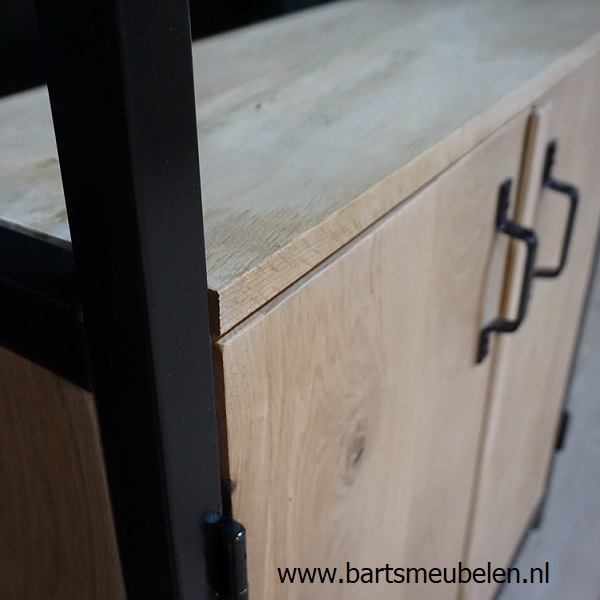 kast-rustiek-eikenhout-en-staal-6