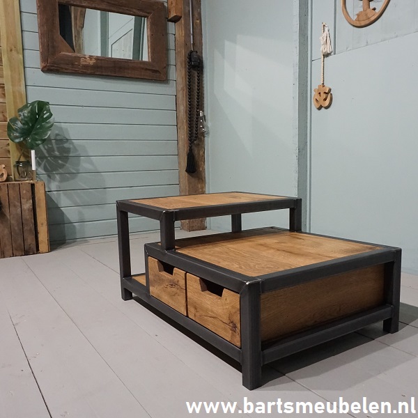 salontafel eikenhout-en-staal-guus