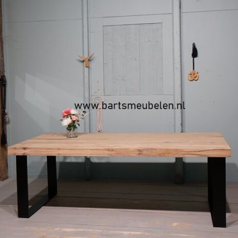 eettafel vintage eiken met strip onderstel 1.4