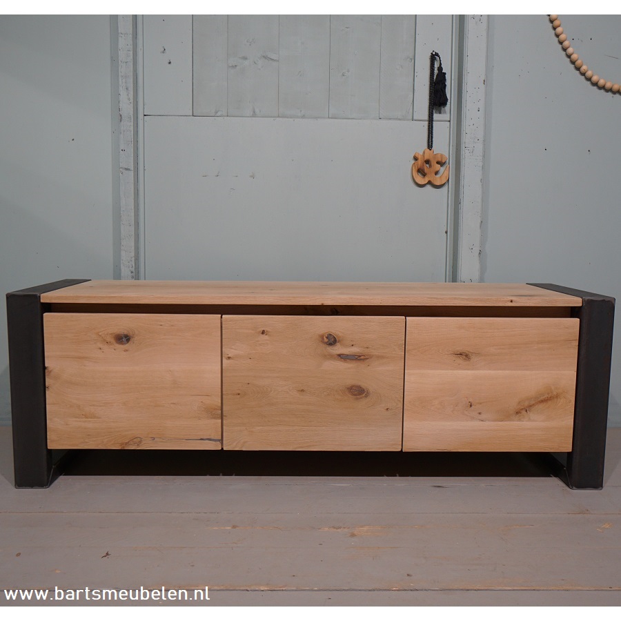 tv-meubel-eikenhout-en-staal-bas.2