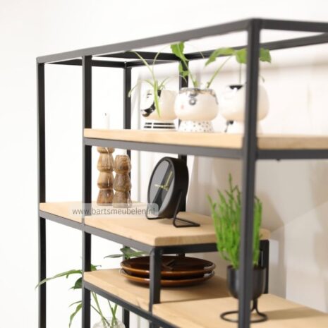 vakkenkast eikenhout en staal 6.2 - 140x210 (800*800)