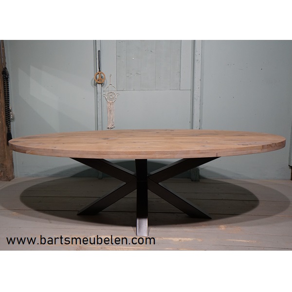 ovale-vintage-eikenhouten-tafel-met-stalen-onderstel.1.5