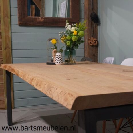 eikenhouten boombladtafel Nate.3
