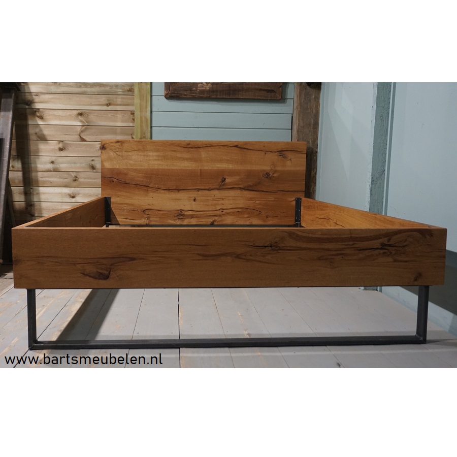 bed-rustiek-eikenhout-madelon.2