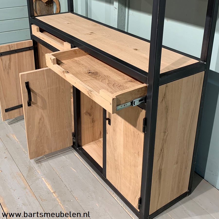 computerkast-rustiek-eikenhout-en-staal.2.3