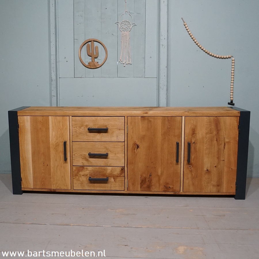 dressoir-rustiek-eikenhout-en-staal-rotterdam-2