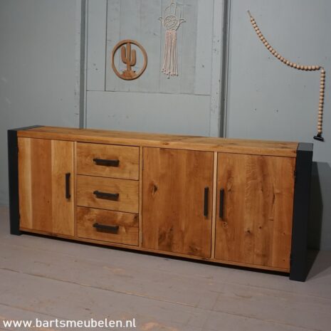 dressoir-rustiek-eikenhout-en-staal-rotterdam-4