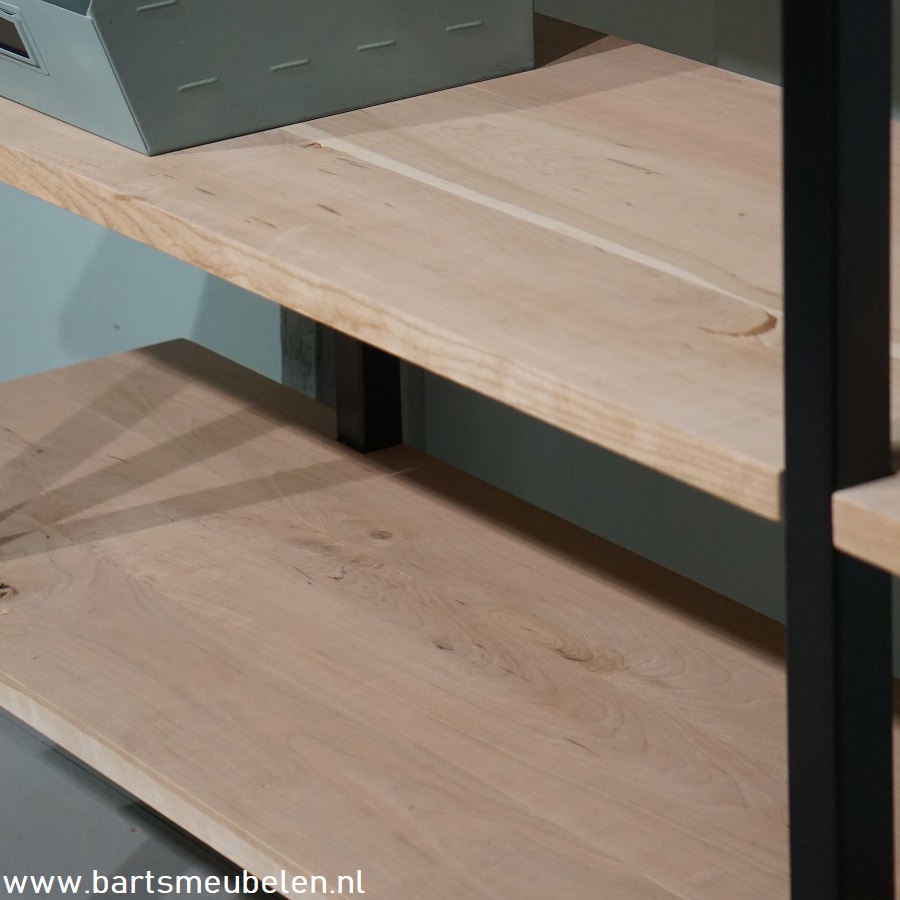 kast-kersenhout-en-staal-robert-2