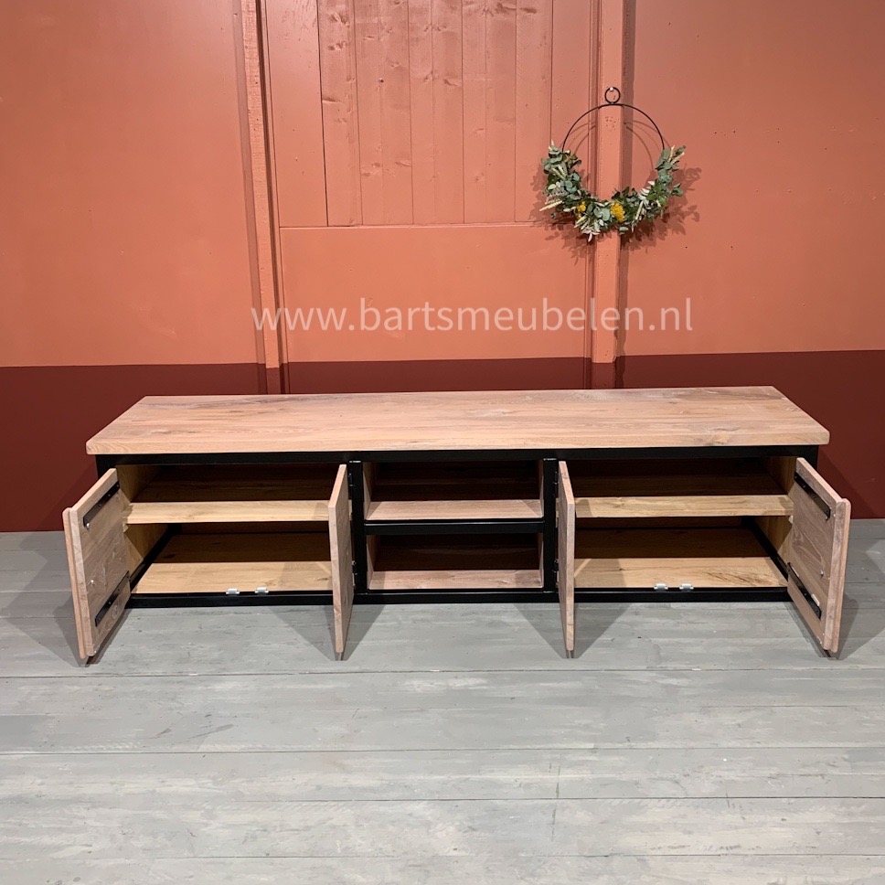 tv-meubel-eikenhout-en-staal-5.4