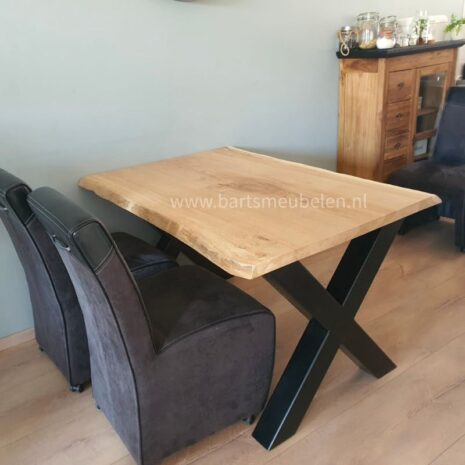 eikenhouten boomstamtafel xandra 40 eikenhouten boomstamtafel xandra (40)