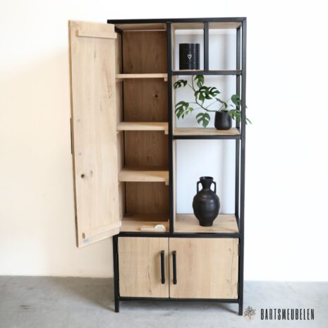 Eiken en stalen kast Jesper