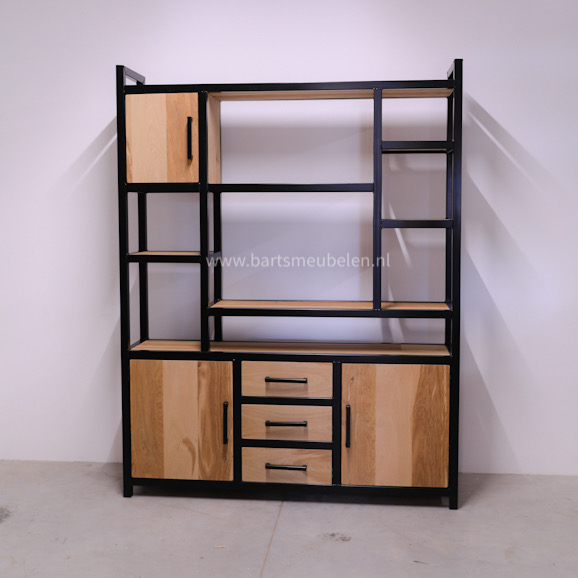 Industriele-kast-moeraseik-Lesli.6