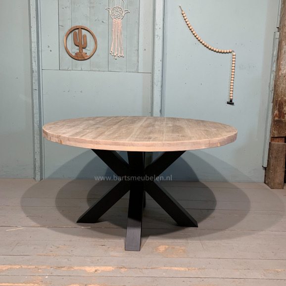 ronde-tafel-steigerhout-met-matrix.1