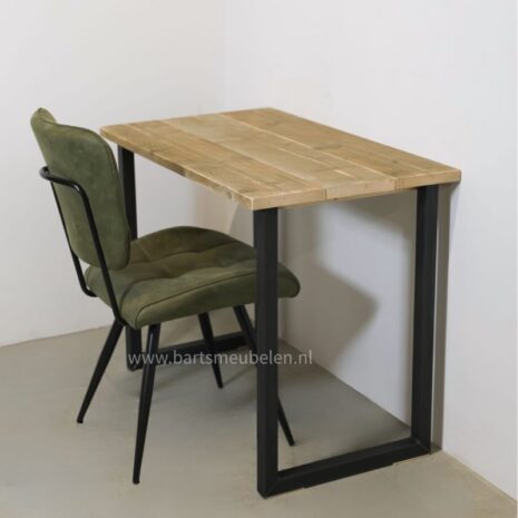 industrieel bureau dean - steigerhout met stalen onderstel