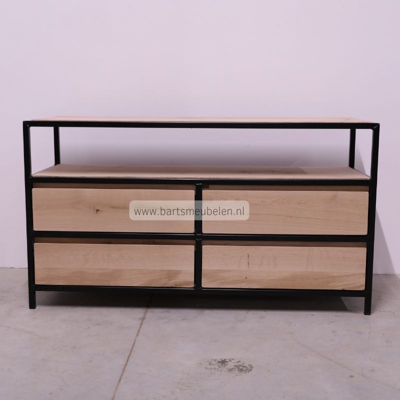 kastje-laag-met-lades.4