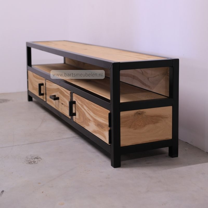 tv meubel gadi moeras eiken en staal op maat