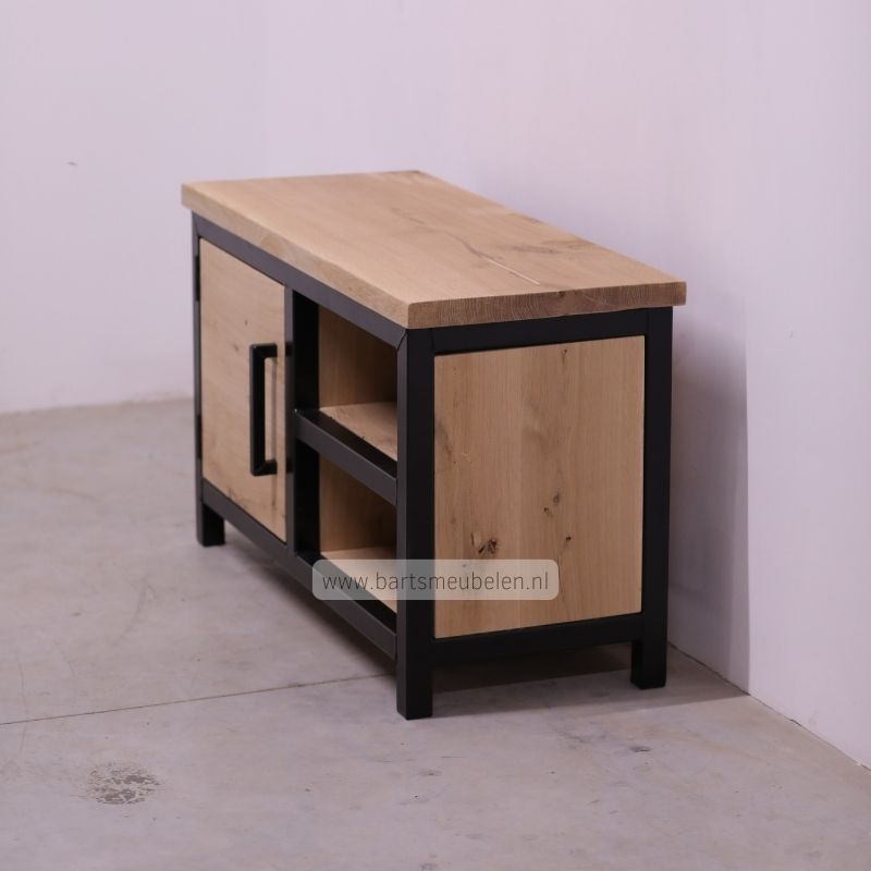 tv meubel industrieel met stalen frame