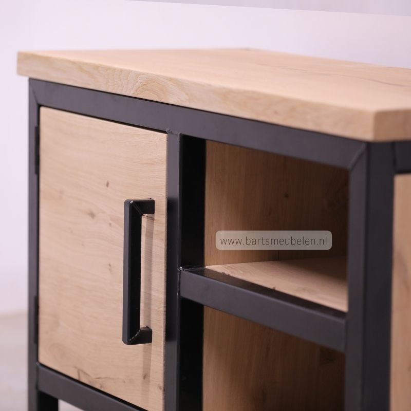 tv kast industrieel mavi detail foto