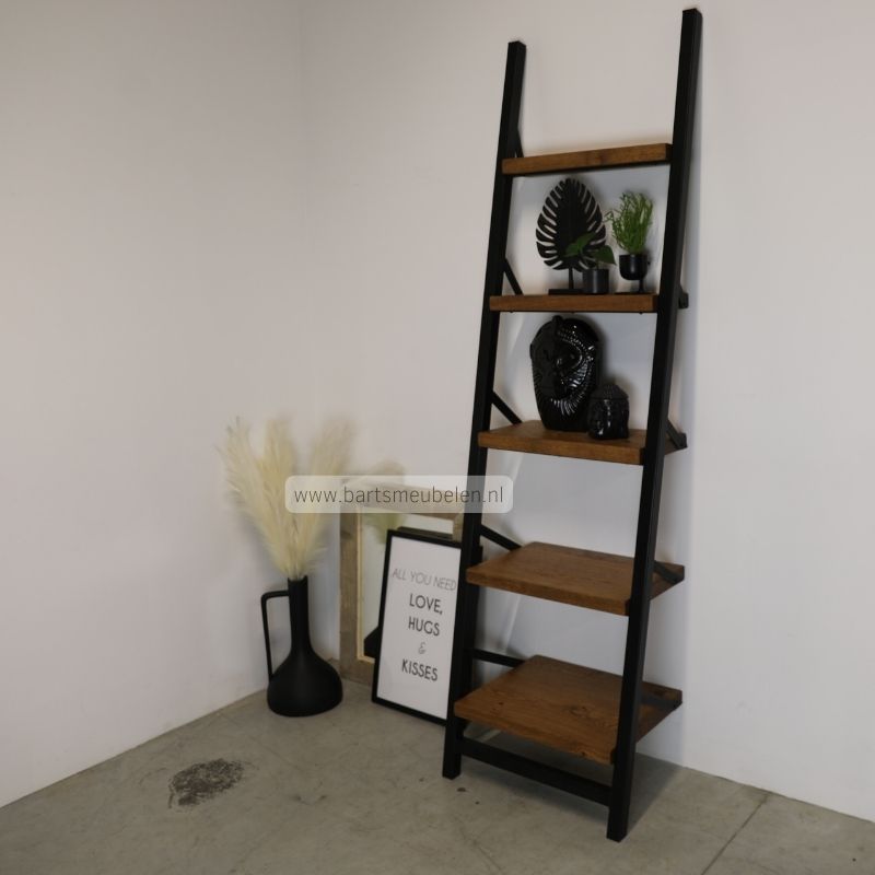 ladderkast gerookt eiken industriële wandkast