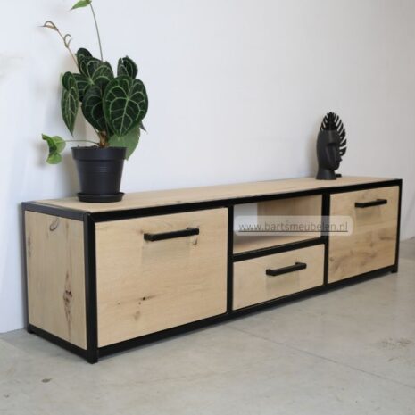 industriele tv kast cato