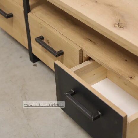 industriele tv meubel wout met open lade