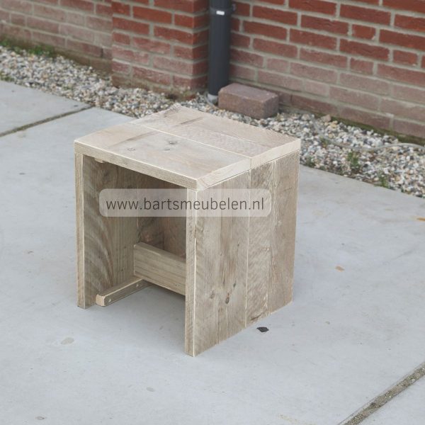 steigerhouten-hocker.1