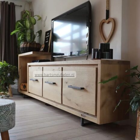 tv wandmeubel senn van eikenhout