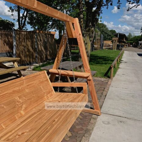 schommelbank tyron douglas hout