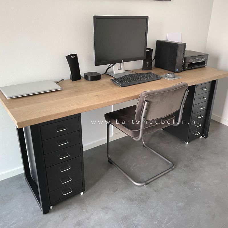 eiken-bureau-amber-met-ladekasten