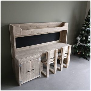 speelmeubel_17_kinderbureau_voor_kleintjes_old-look_steigerhout