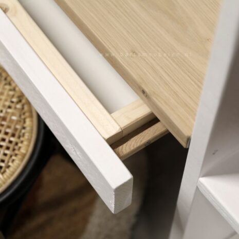 details_steigerhout_kinderbureau_ninke_kruispitten_kinderkeuken