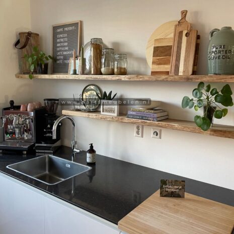 wandplanken boomstam keuken 2 zwevende-keukenplank