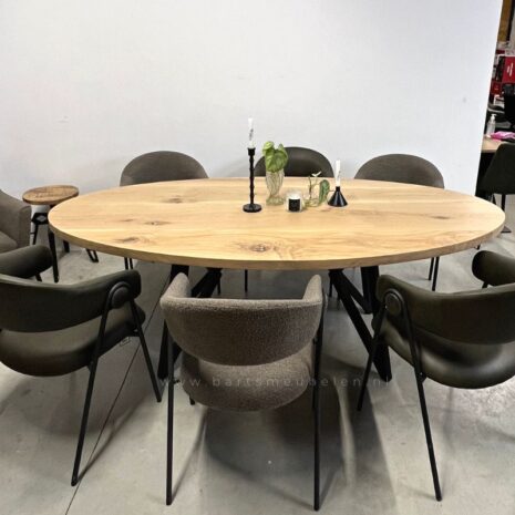 Ovalen eettafel eiken Sutton (40)